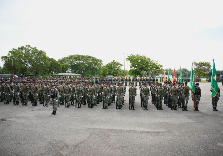 Ejército de República Dominicana realiza ceremonia de graduación; gradúa 1,400 soldados