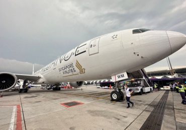 Un muerto en un vuelo Londres-Singapur por fuertes turbulencias