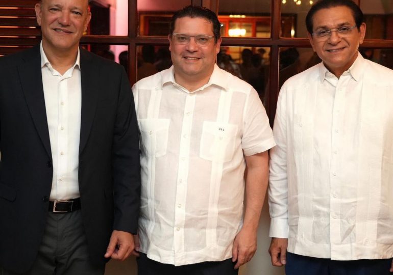 Sanz Lovatón: “Daniel Rivera ganará la senaduría de Santiago con votación histórica”
