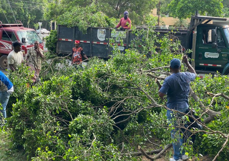 Alcaldía de Santo Domingo Este Intensifica Operativo ante Temporada Ciclónica 2024