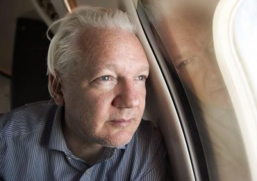 El avión de Julian Assange pone rumbo a Islas Marianas tras una parada técnica en Bangkok