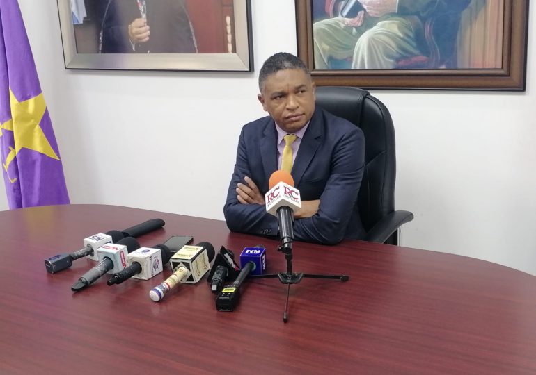 Senador Yván Lorenzo rechaza el voto obligatorio