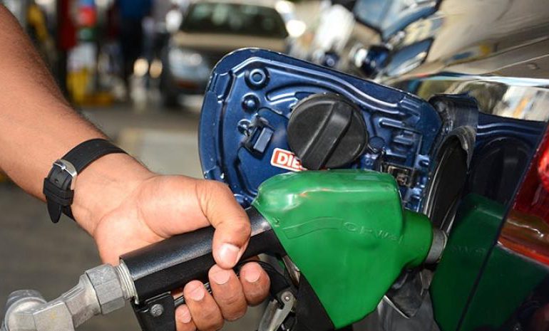 Mayoría de combustibles mantienen su precio