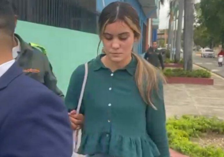 Mujer que atropelló a Julio de la Rosa Peralta será trasladada a la cárcel del Palacio de Justicia de Ciudad Nueva