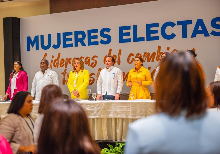 PRM aumenta en un 40% mujeres que irán al Congreso Nacional