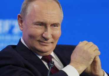 Kiev afirma que las exigencias de Putin para la paz son “ofensivas para el sentido común”