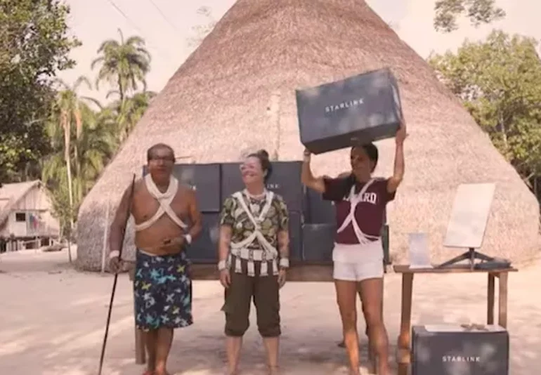 Jóvenes de la tribu Marubo se hacen adictos a la pornografía tras la llegada del Internet