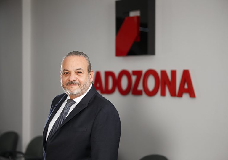 ADOZONA aplaude decreto que declara de alta prioridad nacional la industria de semiconductores en RD