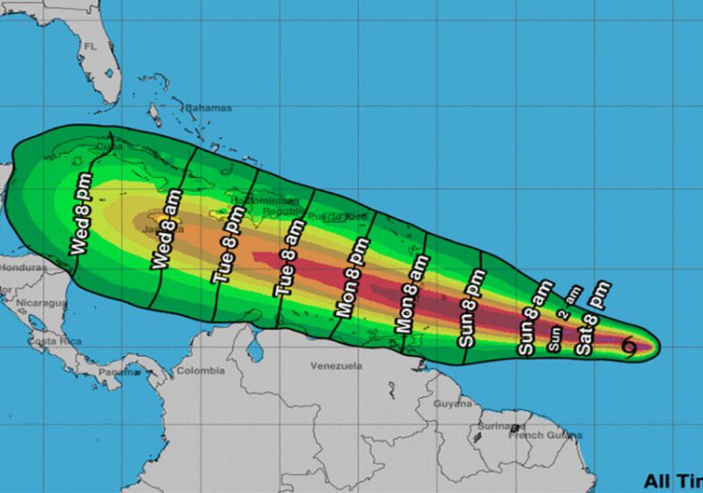Barbados y otros Estados del Caribe Oriental emiten una alerta de huracán por aproximación de tormenta tropical Beryl