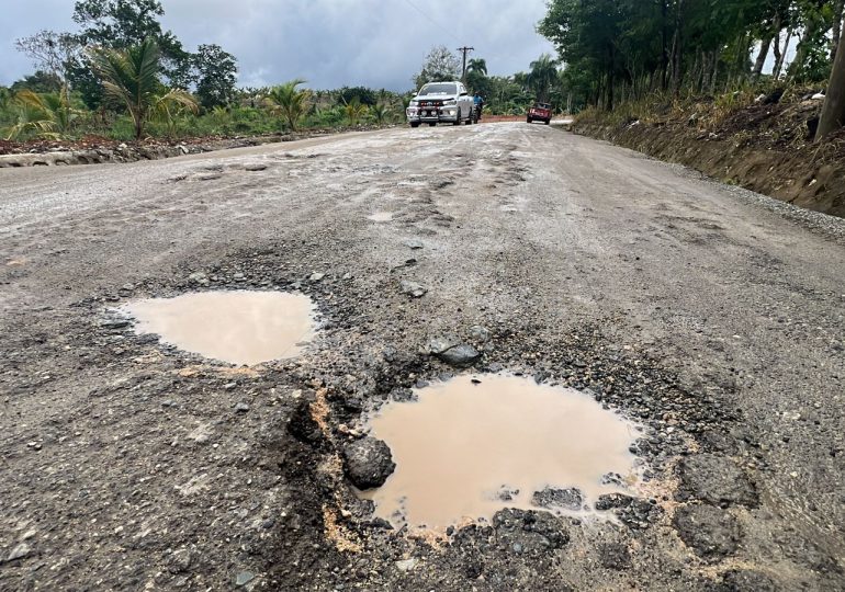 Carretera Sabana Grande de Boyá- La Tarana- Gonzalo en colapso