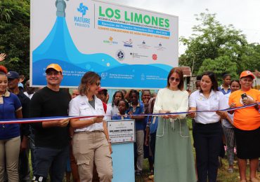 Comunidad de Los Limones celebra inauguración de acueducto en memoria del Dr. Orlando Jorge Mera