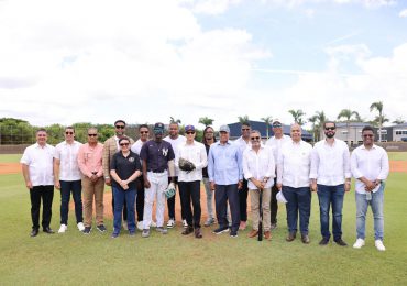 República Dominicana y Estados Unidos celebran 140 años de relaciones bilaterales con amistoso partido de béisbol