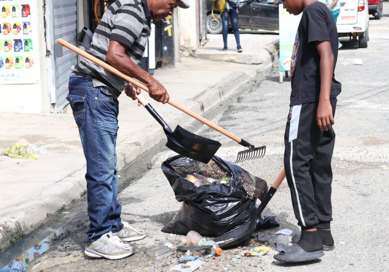 Jóvenes de diversos sectores se unen a campaña “Guerra contra la basura”