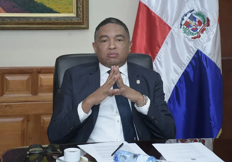 Yván Lorenzo dice PLD no apoyará una reforma fiscal que siga afectando los bolsillos de los dominicanos