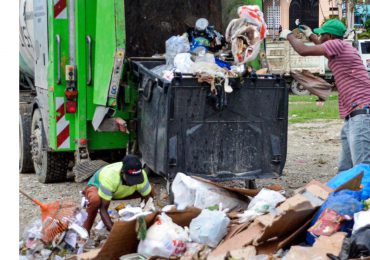 Alcaldía SDN denuncia empresa recolectora de basura SUCESAT incumple en la recogida de los desechos