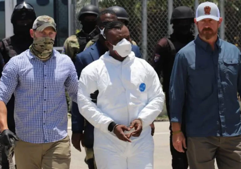 Líder de pandilla en Haití condenado a 35 años de prisión en EEUU por contrabando de armas