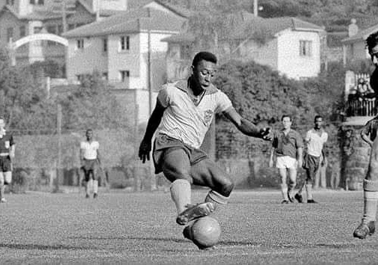 Christie's subasta la medalla ganada por Pelé en el Mundial de 1962