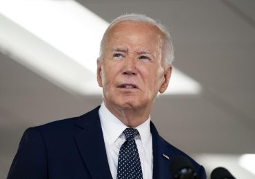 La campaña de Biden dice que los reportes sobre su posible retirada son "falsos"