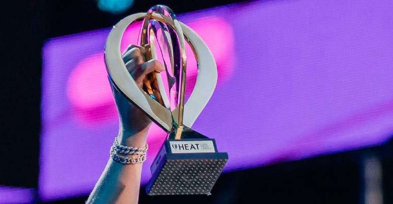 Los peores vestidos de los Premios Heat Music Awards 2024