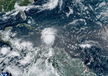 Beryl llegará a Jamaica con fuerza de huracán mayor y amenaza a México y Belice
