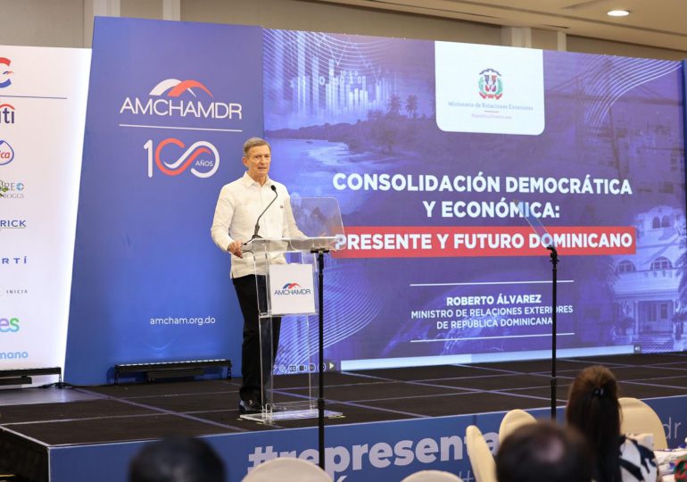 Canciller Roberto Álvarez recomienda la creación de un Ministerio de Ciencia y Tecnología