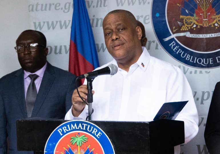 Primer ministro haitiano da un ultimátum a las bandas para que depongan las armas