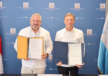 República Dominicana y Honduras firman acuerdos para fortalecer su conectividad aérea y la diplomacia gastronómica