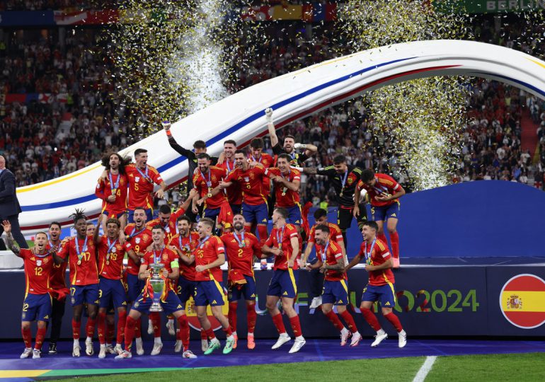 Un gol de Oyarzabal corona a España de nuevo en lo más alto del fútbol europeo