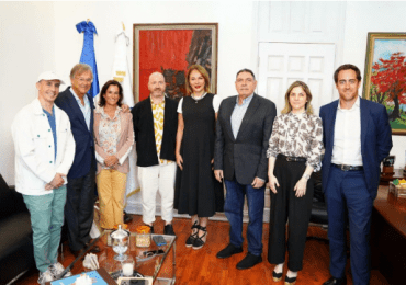 Director del Museo Reina Sofía de Madrid visita RD para promover colaboración artística