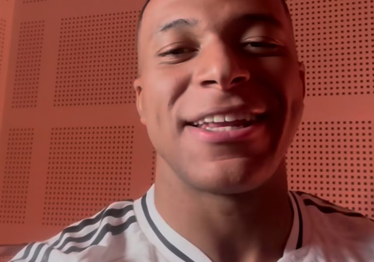 Mbappé está feliz de “por fin” ponerse la camiseta del Real Madrid