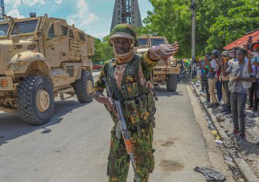 Primer ministro de Haití a pandillas: “Dejen las armas y reconozcan la autoridad del Estado”
