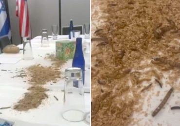 Arrojan gusanos e insectos sobre una mesa preparada para Netanyahu en hotel de Washington