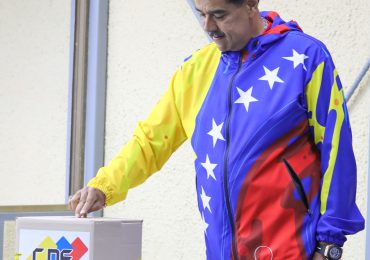 Maduro: “Reconoceré al árbitro, los boletines oficiales, y haré que se respeten”
