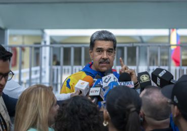 Venezuela rompe relaciones diplomáticas con Perú