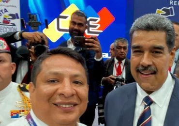 Congresista peruano asegura elecciones en Venezuela fueron “transparentes” y “pacificas” 