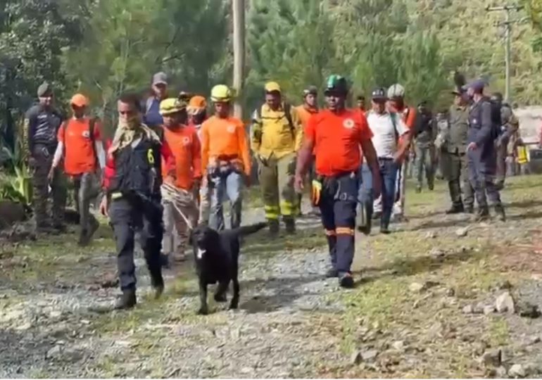 Reinician búsqueda de desaparecida en sendero de Monseñor Nouel