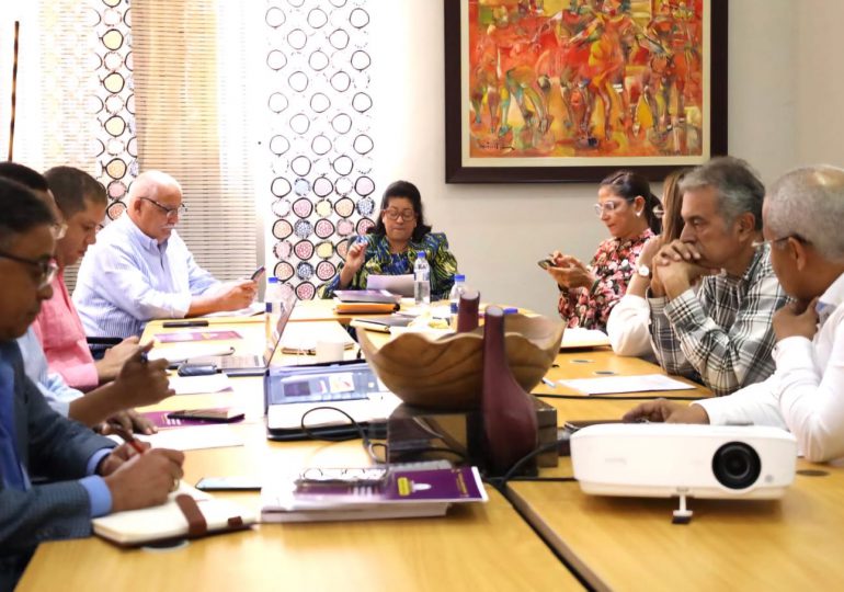 Comisionados del X Congreso del PLD supervisan proceso de evaluación y diagnóstico de la situación partidaria