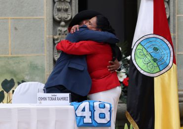 Guatemala pide disculpas a familia separada por adopción irregular