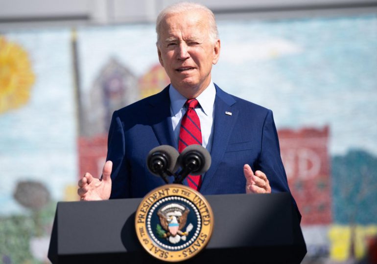 "Prometo que estoy bien", dice Biden al retomar la campaña electoral