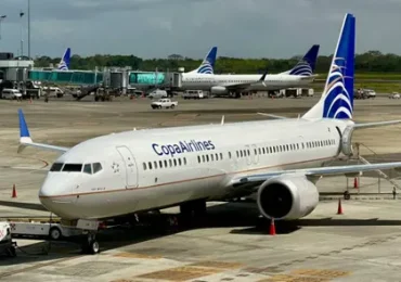 Sobre venden vuelo y dejan varados en Guatemala a comitiva viajaba con Ministro de Defensa Díaz Morfa
