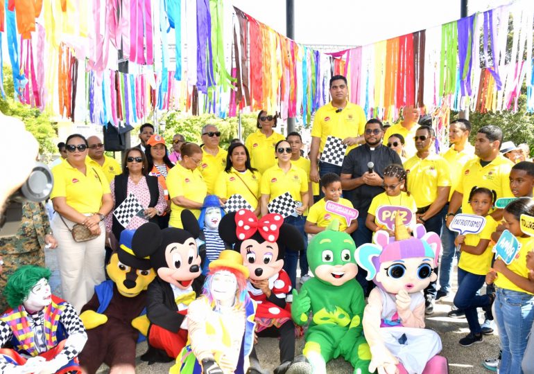 Kelvin Cruz inaugura Olimpiadas Infantiles Municipales La Vega 2024