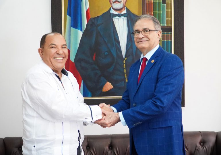 Fortalecen relaciones el TSE y el consulado dominicano en Puerto Rico