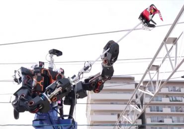Japón desarrolla un robot humanoide para el mantenimiento de vías férreas