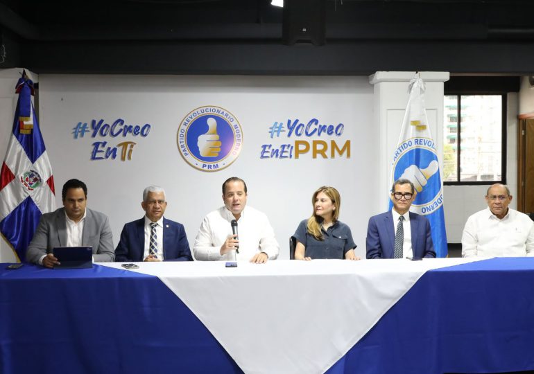 PRM anuncia seminario de formación para legisladores con Abinader y tres expresidentes