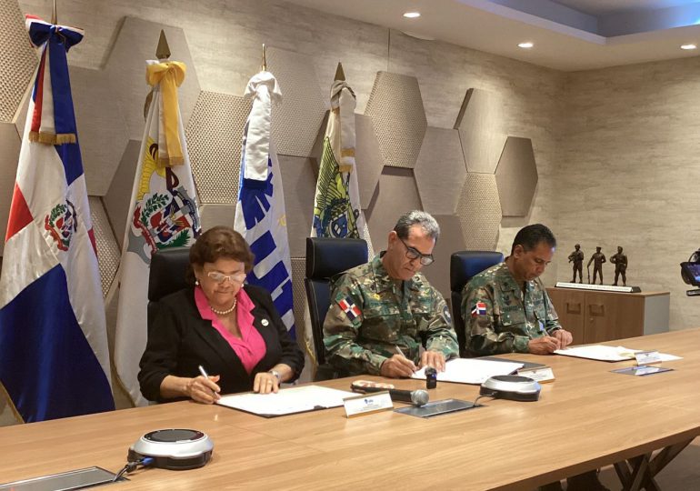 Acuerdan cooperación académica entre la Universidad UTE y la Universidad Nacional para la Defensa