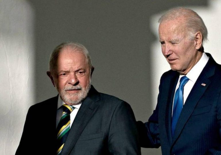 Lula y Biden llaman a divulgar actas electorales en Venezuela