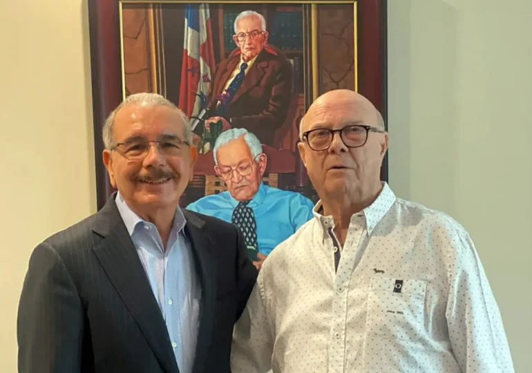 Diputado Gustavo Sánchez revela el motivo de la visita de Hipólito a Danilo