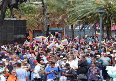 Caracas: Simpatizantes del oficialismo respaldan con marcha reelección de Nicolás Maduro