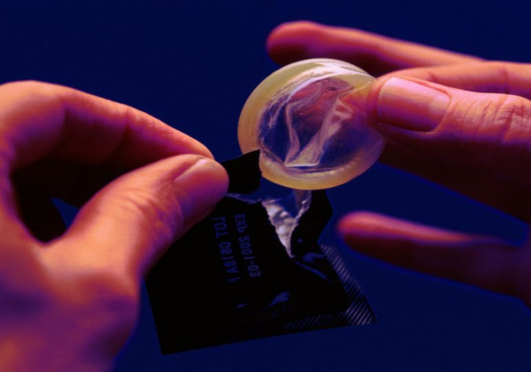 Stealthing: La práctica de quitarse el condón durante el acto sexual
