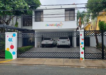 Denuncian colegios ilegales llevan intranquilidad a zona residencial